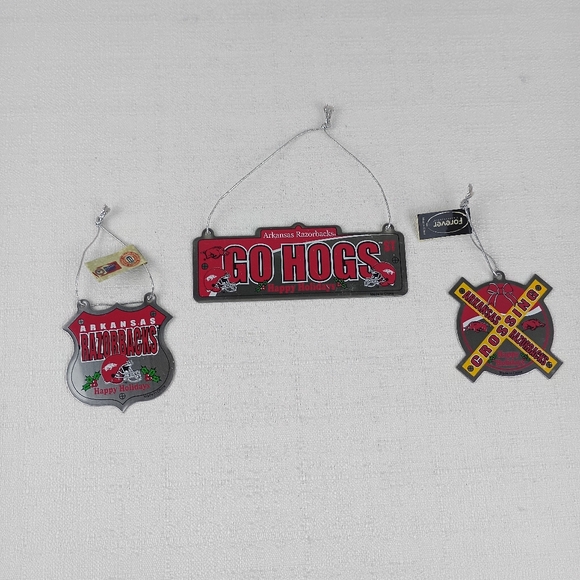 Forever Collectable University Of Arkansas Metal Ornament Christmas Holiday Gift - Picture 1 of 12